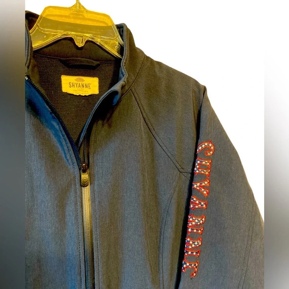 ✨Shyanne jacket size small ✨ - Picture 2 of 6